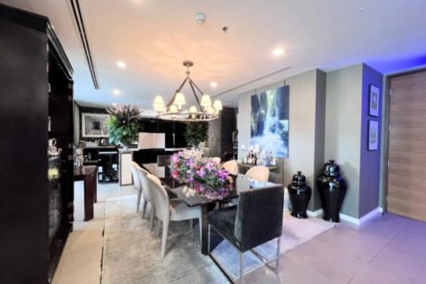 Ático de 3 dormitorios en Bangkok, Tailandia № 181073 - foto 6