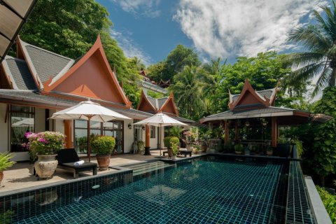 Casa de 4 dormitorios en Bang Tao, Tailandia № 181079 - foto 14