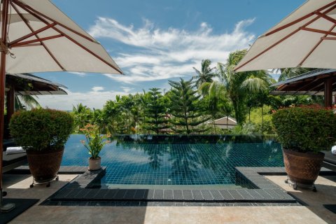 Casa de 4 dormitorios en Bang Tao, Tailandia № 181079 - foto 20