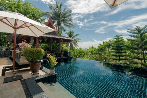 Casa de 4 dormitorios en Bang Tao, Tailandia № 181079 - foto 15