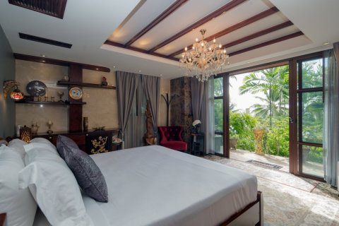 Casa de 4 dormitorios en Bang Tao, Tailandia № 181079 - foto 23