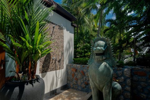 Casa de 4 dormitorios en Bang Tao, Tailandia № 181079 - foto 18