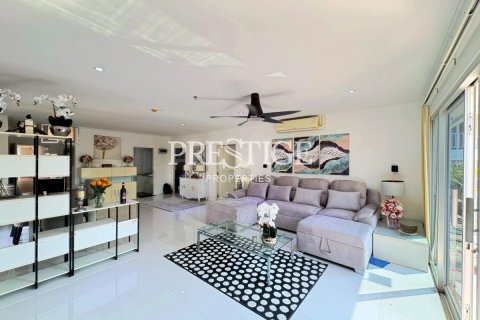 Condo à Pattaya, Thaïlande, 2 chambres  № 197630 - photo 6