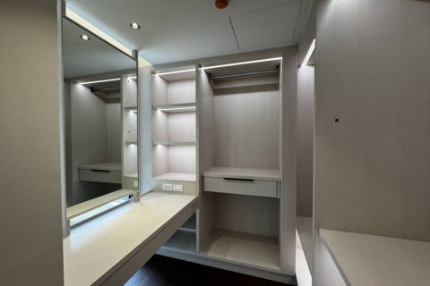Condominio de 3 dormitorios en Bangkok, Tailandia № 151065 - foto 10