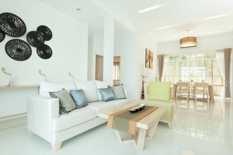 Chalet de 3 dormitorios en Hua Hin, Tailandia № 151064 - foto 3