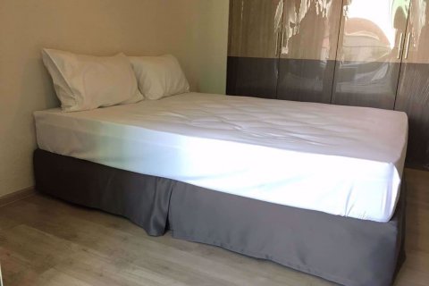 Condominio de 1 dormitorio en Lat Phrao, Bangkok, Tailandia № 48173 - foto 6