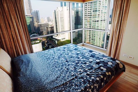 Condominio de 2 dormitorios en Bang Rak, Bangkok, Tailandia № 48175 - foto 6
