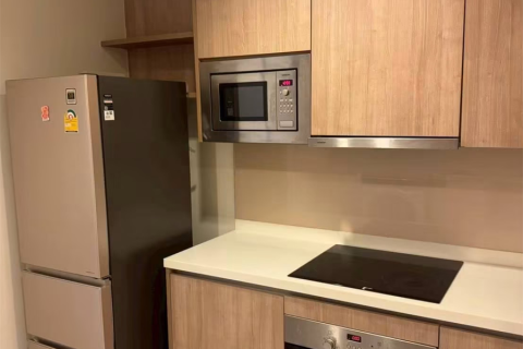 Condominio de 3 dormitorios en Bangkok, Tailandia № 202370 - foto 8