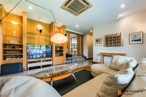 Casa de 5 dormitorios en Bangkok, Tailandia № 189149 - foto 3