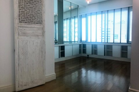 Condominio de 3 dormitorios en Bangkok, Tailandia № 65701 - foto 10