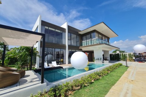 Villa on Jomtien Beach, Pattaya, Thailand 4 bedrooms № 169882