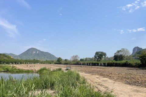 Terreno en Sattahip, Tailandia № 146835 - foto 2