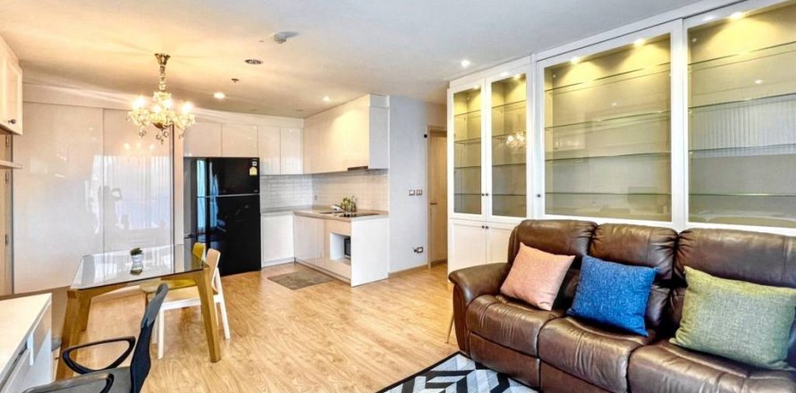 Condominio de 2 dormitorios en Khlong Toei, Bangkok, Tailandia № 115302