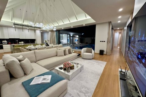 Chalet de 5 dormitorios en Phuket, Tailandia № 115298 - foto 4