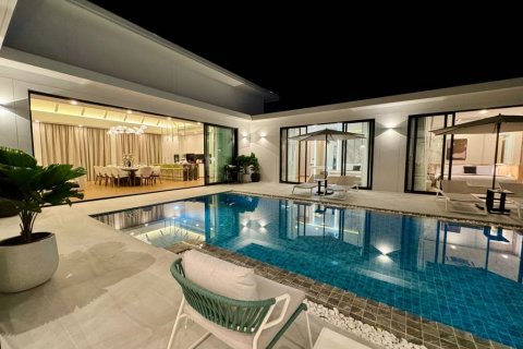 Chalet de 5 dormitorios en Phuket, Tailandia № 115298 - foto 3