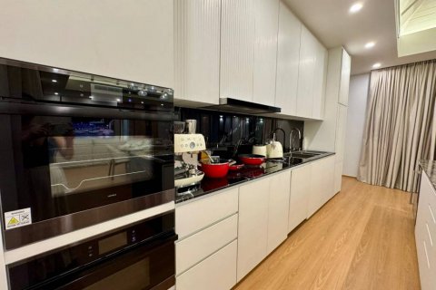 Chalet de 5 dormitorios en Phuket, Tailandia № 115298 - foto 10