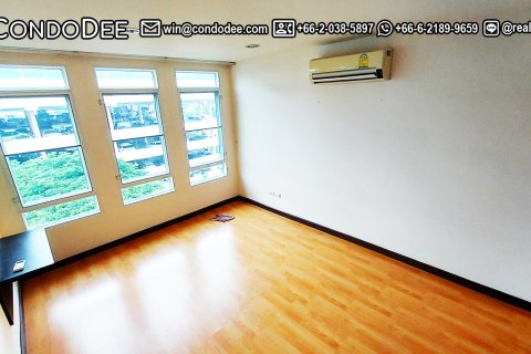 Eigentumswohnung in Watthana, Bangkok, Thailand, 2 Schlafzimmer  № 200854 - Foto 10