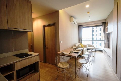Condominio de 2 dormitorios en Bangkok, Tailandia № 66561 - foto 2