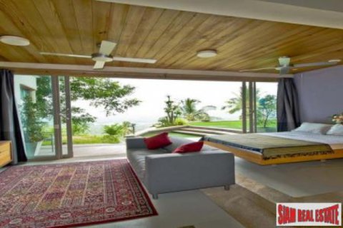 Chalet de 5 dormitorios en Surat Thani, Tailandia № 202649 - foto 3