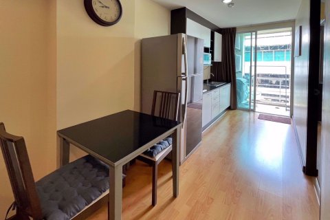 Condo in Watthana, Bangkok, Thailand, 1 bedroom № 68328 - photo 3