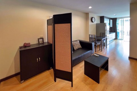 Condo in Watthana, Bangkok, Thailand, 1 bedroom № 68328 - photo 5