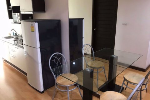 Condominio de 1 dormitorio en Watthana, Bangkok, Tailandia № 68327 - foto 11