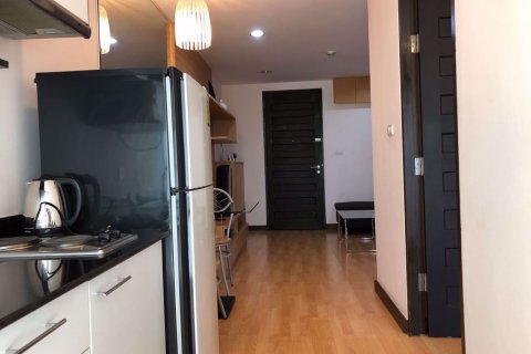 Condominio de 1 dormitorio en Watthana, Bangkok, Tailandia № 68327 - foto 13