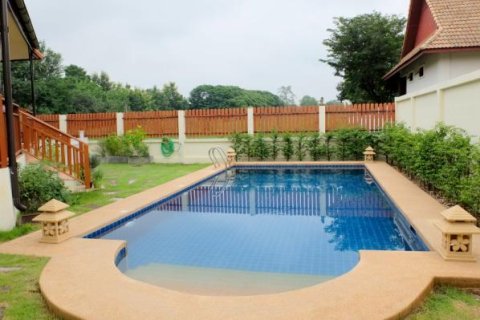 Casa de 4 dormitorios en Chiang Mai, Tailandia № 162472 - foto 8