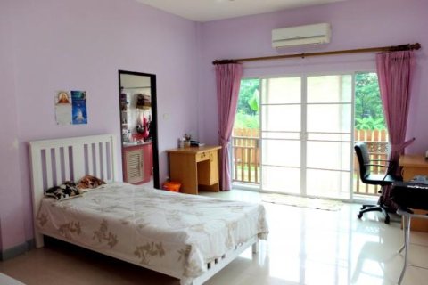 Casa de 4 dormitorios en Chiang Mai, Tailandia № 162472 - foto 5