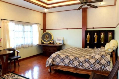 Casa de 2 dormitorios en Chiang Mai, Tailandia № 162470 - foto 7