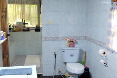 Casa de 2 dormitorios en Chiang Mai, Tailandia № 162470 - foto 8