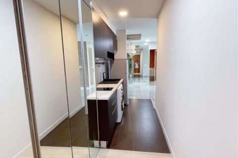 Condominio de 1 dormitorio en Watthana, Bangkok, Tailandia № 47825 - foto 3