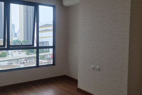 Condominio de 2 dormitorios en Khlong San, Bangkok, Tailandia № 47827 - foto 6