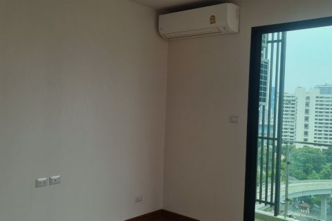 Condominio de 2 dormitorios en Khlong San, Bangkok, Tailandia № 47827 - foto 7