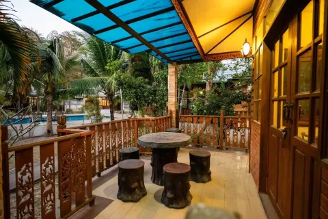 Local comercial en Chiang Mai, Tailandia № 162794 - foto 2