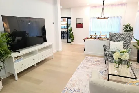 Chalet de 4 dormitorios en Chiang Mai, Tailandia № 162796 - foto 8