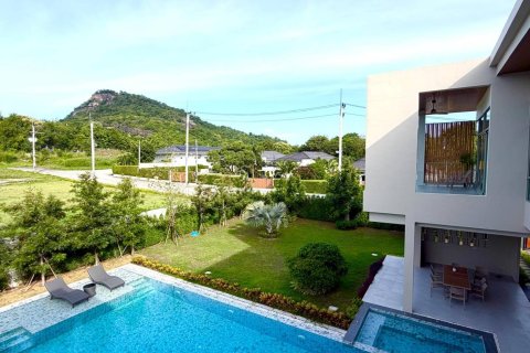 Villa in Hua Hin, Thailand 4 Schlafzimmer № 222505 - Foto 30