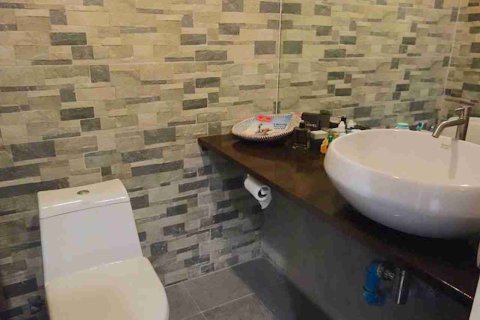 Condominio de 1 dormitorio en Bangkok, Tailandia № 208674 - foto 6