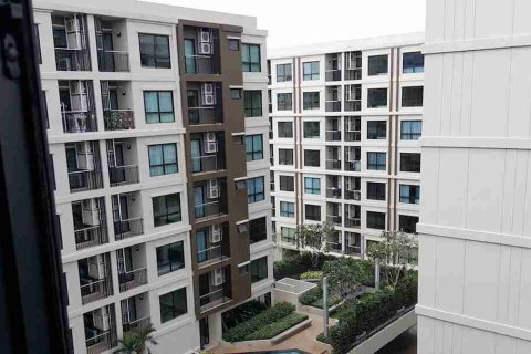 Condominio de 1 dormitorio en Bangkok, Tailandia № 208672 - foto 4