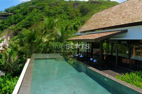 Haus in Phuket, Thailand 4 Schlafzimmer № 67084 - Foto 2