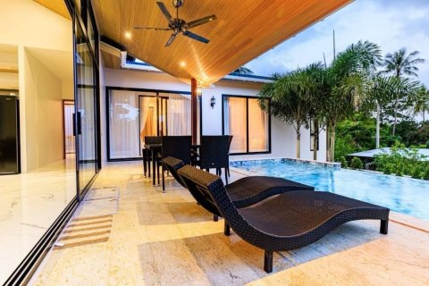 Villa in Ko Samui, Thailand 4 Schlafzimmer № 136616