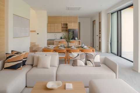 Chalet de 4 dormitorios en Hua Hin, Tailandia № 165120 - foto 8