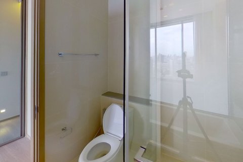 Estudio en el condominio en Watthana, Bangkok, Tailandia № 148582 - foto 6