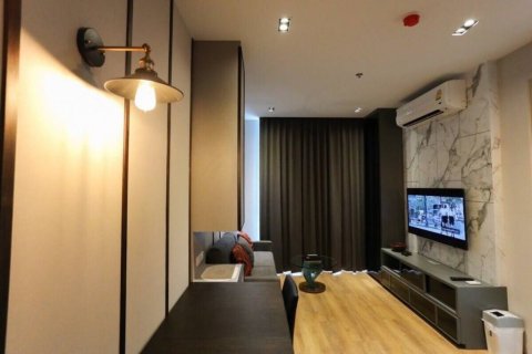 Condominio de 1 dormitorio en Khlong Toei, Bangkok, Tailandia № 135348 - foto 2