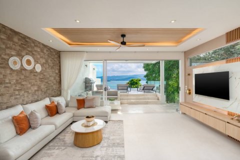 Dúplex de 4 dormitorios en Surat Thani, Tailandia № 135347 - foto 5