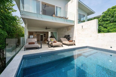 Dúplex de 4 dormitorios en Surat Thani, Tailandia № 135347 - foto 8