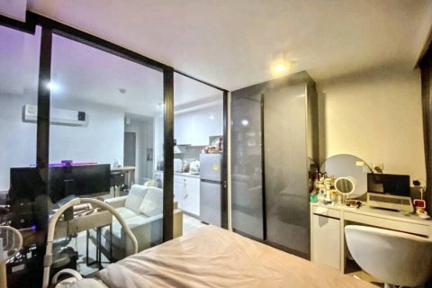 Condominio de 1 dormitorio en Bangkok, Tailandia № 116693 - foto 3