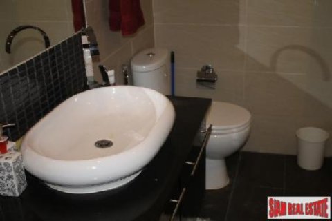 Apartamento de 2 dormitorios en Pattaya, Tailandia № 202511 - foto 3