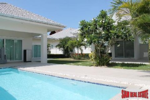 Chalet de 3 dormitorios en Hua Hin, Tailandia № 202512