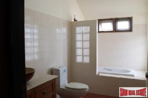 Casa de 5 dormitorios en Hua Hin, Tailandia № 202510 - foto 5